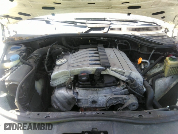 2008 Volkswagen Touareg V6 z VIN WVGBE77L38D033206, wystawiony jako IAAI lot #41903936 z przebiegiem Nie podano mil oraz . Historia ofert i sprzedaży dostępna na DreamBid. Obrazek 10.