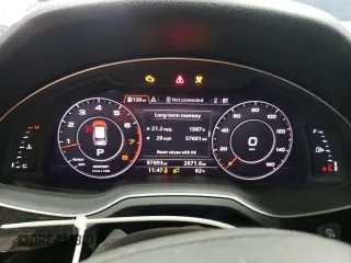 2018 Audi Q7 Premium Plus with VIN WA1LAAF73JD032143, listed as a Copart auction lot 57399785 with 97,893 mi miles and Salvage title. Bid and sale history available at DreamBid. Image 9.