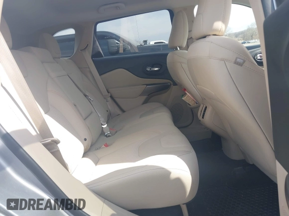 2019 Jeep Cherokee Latitude with VIN 1C4PJMCB4KD239465, listed as a IAAI auction lot 41849483 with 81,229 mi miles. Bid and sale history available at carsss.com. Image 8.