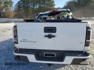 2019 Chevrolet Colorado 2WD LT with VIN 1GCGSCEN5K1167482, listed as a Copart auction lot 46395275 with 68,460 mi miles and Salvage Title. Bid and sale history available at DreamBid. Image 6.