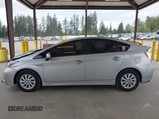 2013 Toyota Prius with VIN JTDKN3DP7D3040292, listed as a IAAI auction lot 42141112 with 103,569 mi miles and . Bid and sale history available at DreamBid. Image 14.