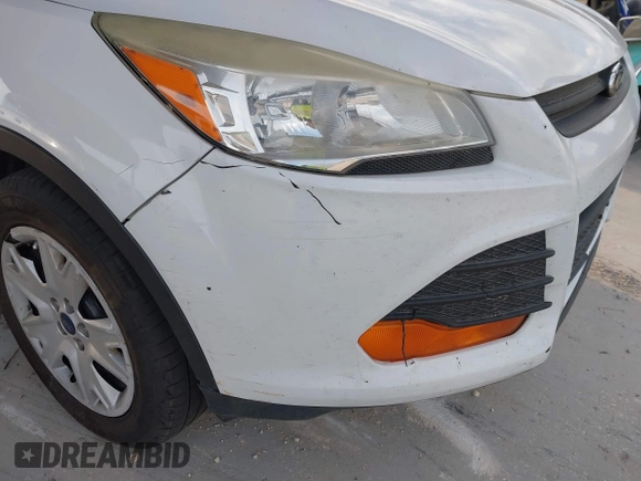 2014 Ford Escape S with VIN 1FMCU0F78EUB64310, listed as a IAAI auction lot 41912138 with 257,755 mi miles. Bid and sale history available at carsss.com. Image 14.