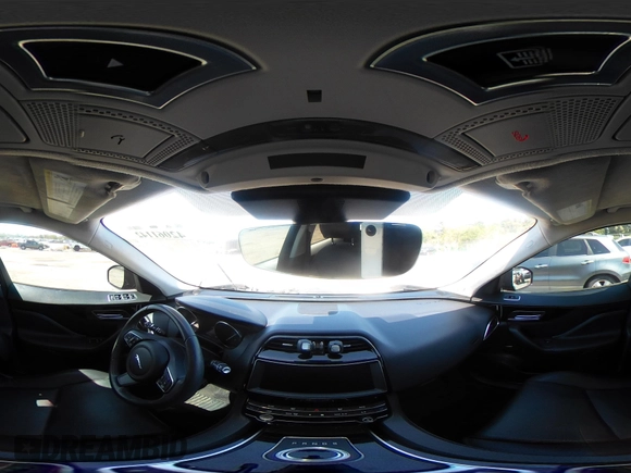2020 Jaguar F-Pace 25t Premium z VIN SADCJ2FX8LA632287, wystawiony jako IAAI lot #42061142 z przebiegiem 53 771 mil mil oraz . Historia ofert i sprzedaży dostępna na DreamBid. Obrazek 18.