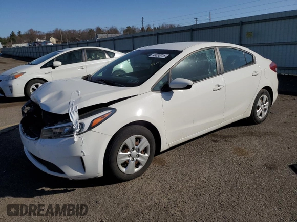 2018 Kia Forte LX with VIN 3KPFK4A71JE281810, listed as a Copart auction lot 48655715 with 101,804 mi miles and Salvage Title. Bid and sale history available at carsss.com. Image 1.