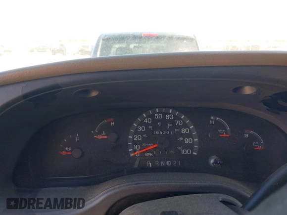 2003 Ford Econoline Passenger XL with VIN 1FBSS31LX3HA18982, listed as a IAAI auction lot 42149360 with 196,201 mi miles. Bid and sale history available at carsss.com. Image 7.