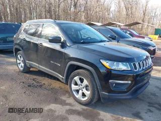 2017 Jeep Compass Latitude with VIN 3C4NJDBB8HT679989, listed as a IAAI auction lot 41499263 with 73,369 mi miles. Bid and sale history available at carsss.com. Image 1.