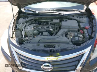 2014 Nissan Altima 2.5 S with VIN 1N4AL3AP9EC161127, listed as a IAAI auction lot 42190370 with 139,176 mi miles. Bid and sale history available at carsss.com. Image 10.