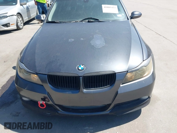 2008 BMW 3 Series 335i with VIN WBAVB775X8NH78654, listed as a IAAI auction lot 41885433 with 127,451 mi miles. Bid and sale history available at carsss.com. Image 6.