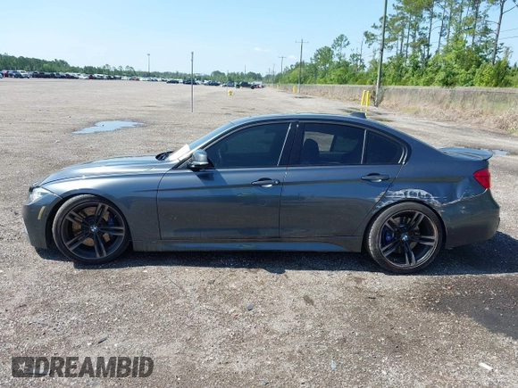 2018 BMW 3 Series 340i z VIN WBA8B3G57JNU36801, wystawiony jako IAAI lot #42524722 z przebiegiem 63 787 mil mil oraz . Historia ofert i sprzedaży dostępna na DreamBid. Obrazek 15.