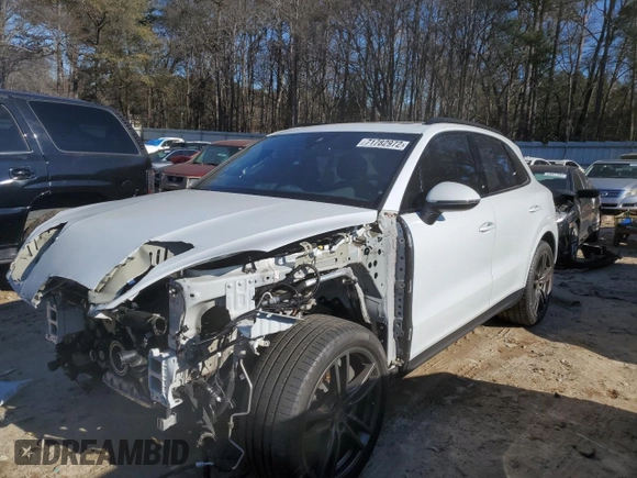 2020 Porsche Cayenne S z VIN WP1AB2AY0LDA28956, wystawiony jako Copart lot #71782972 z przebiegiem Nie podano mil oraz . Historia ofert i sprzedaży dostępna na DreamBid. Obrazek 1.
