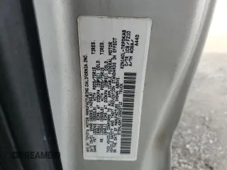 2001 Toyota Tacoma z VIN 5TENL42N71Z825712, wystawiony jako Copart lot #85232384 z przebiegiem 168 948 mil mil oraz Szkoda całkowita • Salvage title. Historia ofert i sprzedaży dostępna na DreamBid. Obrazek 12.