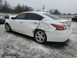 2013 Nissan Altima 3.5 SL with VIN 1N4BL3APXDC299360, listed as a Copart auction lot 43068825 with 180,287 mi miles and Salvage Title. Bid and sale history available at carsss.com. Image 2.
