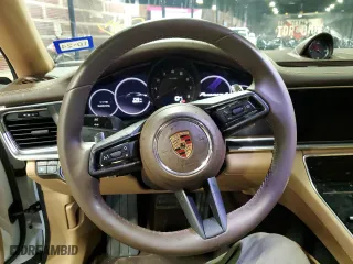 2022 Porsche Panamera with VIN WP0AJ2A75NL102179, listed as a Copart auction lot 58626814 with 7,100 mi miles and Salvage Title. Bid and sale history available at carsss.com. Image 7.