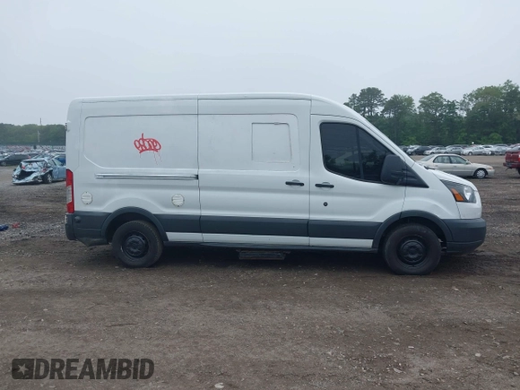 2016 Ford Transit Cargo z VIN 1FTBW2CM3GKA02227, wystawiony jako IAAI lot #42299621 z przebiegiem 145 070 mil mil oraz . Historia ofert i sprzedaży dostępna na DreamBid. Obrazek 12.