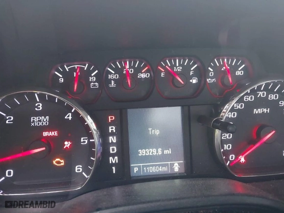 2015 Chevrolet Silverado 2500HD Work Truck with VIN 1GC1CUEG4FF120463, listed as a IAAI auction lot 41982942 with 110,604 mi miles. Bid and sale history available at carsss.com. Image 7.
