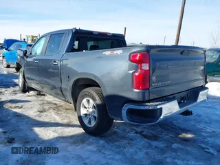 2021 Chevrolet Silverado 1500 LT with VIN 1GCUYDED8MZ364195, listed as a IAAI auction lot 41880990 with 1 mi miles. Bid and sale history available at carsss.com. Image 3.