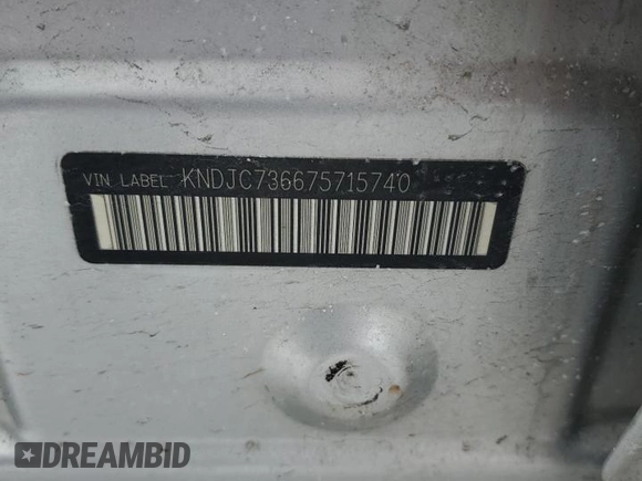 2007 Kia Sorento EX z VIN KNDJC736675715740, wystawiony jako Copart lot #46167665 z przebiegiem 156 475 mil mil oraz Szkoda całkowita • Salvage title. Historia ofert i sprzedaży dostępna na DreamBid. Obrazek 13.