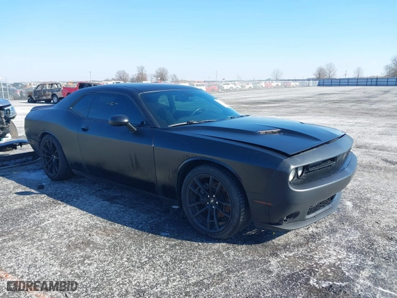 2015 Dodge Challenger R/T with VIN 2C3CDZAT7FH740541, listed as a IAAI auction lot 41239519 with 110,387 mi miles. Bid and sale history available at carsss.com. Image 1.