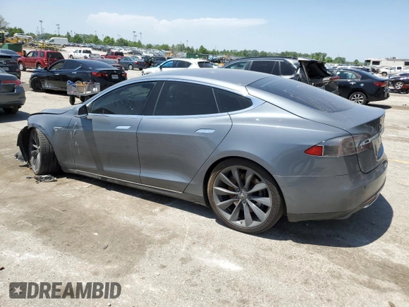 2014 Tesla Model S 60 z VIN 5YJSA1H13EFP36058, wystawiony jako Copart lot #57041725 z przebiegiem Nie podano mil oraz Szkoda całkowita • Salvage title. Historia ofert i sprzedaży dostępna na DreamBid. Obrazek 2.