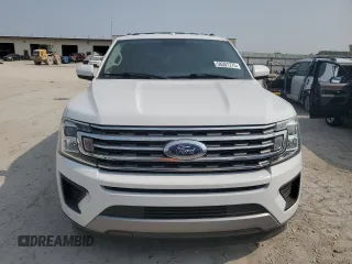 2019 Ford Expedition XLT with VIN 1FMJU1HT3KEA48235, listed as a Copart auction lot 58301275 with 104,919 mi miles and Salvage title. Bid and sale history available at DreamBid. Image 5.