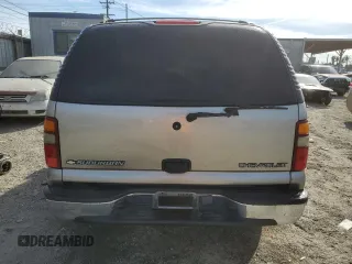 2001 Chevrolet Suburban LT with VIN 3GNEC16T71G125313, listed as a Copart auction lot 42569695 with 317,922 mi miles and Salvage Title. Bid and sale history available at carsss.com. Image 6.