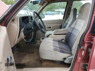 1992 Ford Explorer Eddie Bauer z VIN 1FMDU32X8NUB83368, wystawiony jako Copart lot #70852604 z przebiegiem 660 968 mil mil oraz Szkody całkowita. Historia ofert i sprzedaży dostępna na DreamBid. Obrazek 7.