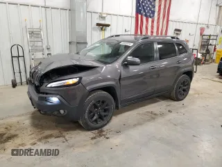 2018 Jeep Cherokee Trailhawk with VIN 1C4PJMBB8JD599791, listed as a Copart auction lot 86650054 with 66,360 mi miles and Non Repairable. Bid and sale history available at carsss.com. Image 1.