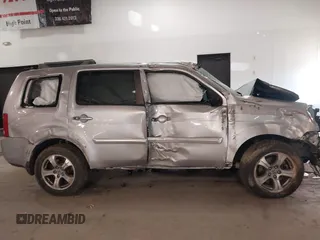 2014 Honda Pilot EX-L with VIN 5FNYF3H56EB024735, listed as a IAAI auction lot 41286284 with 101,221 mi miles. Bid and sale history available at carsss.com. Image 13.