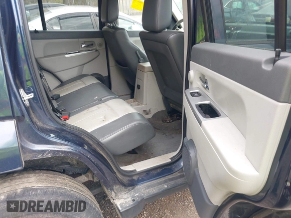 2008 Jeep Liberty Limited with VIN 1J8GN58K88W176332, listed as a IAAI auction lot 42018657 with 195,429 mi miles and . Bid and sale history available at carsss.com. Image 8.
