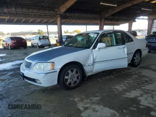 2002 Acura RL with VIN JH4KA965X2C009298, listed as a Copart auction lot 42433265 with 0 mi miles and Salvage Title. Bid and sale history available at carsss.com. Image 1.