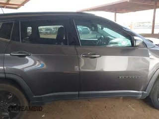 2021 Jeep Compass Altitude with VIN 3C4NJCBB9MT560370, listed as a IAAI auction lot 41583996 with 75,955 mi miles and . Bid and sale history available at DreamBid. Image 13.