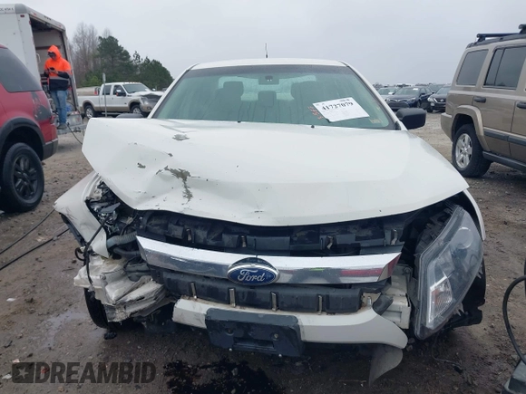 2011 Ford Fusion S with VIN 3FAHP0GAXBR337460, listed as a IAAI auction lot 41727079 with 247,696 mi miles. Bid and sale history available at carsss.com. Image 6.