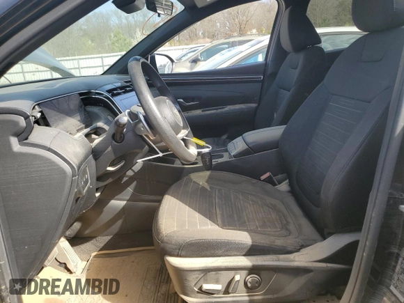 2023 Hyundai Santa Cruz Night Edition z VIN 5NTJCDAF3PH055739, wystawiony jako Copart lot #45106975 z przebiegiem Nie podano mil oraz Szkoda całkowita • Salvage title. Historia ofert i sprzedaży dostępna na DreamBid. Obrazek 7.
