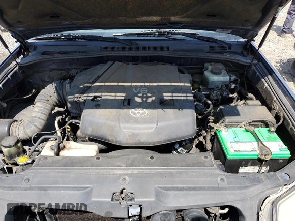 2004 Toyota 4Runner SR5 с VIN JTEZU14RX48010628, выставлен на аукционе Copart как лот 60250795 с пробегом 346 581 миль миль и Списание • Salvage title. История ставок и продаж доступна на DreamBid. Изображение 12.