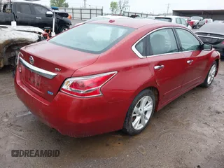 2014 Nissan Altima SL with VIN 1N4AL3AP5EN224115, listed as a IAAI auction lot 41945356 with 270,626 mi miles and . Bid and sale history available at DreamBid. Image 4.