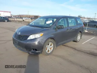 2012 Toyota Sienna with VIN 5TDZK3DCXCS258843, listed as a IAAI auction lot 41700446 with 207,384 mi miles. Bid and sale history available at carsss.com. Image 2.