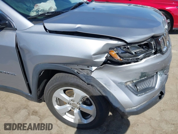 2019 Jeep Compass Latitude with VIN 3C4NJCBB0KT676974, listed as a IAAI auction lot 42020893 with 54,159 mi miles and . Bid and sale history available at DreamBid. Image 6.
