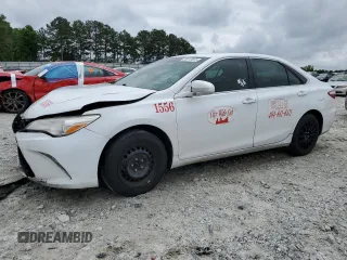2017 Toyota Camry XLE z VIN 4T1BF1FK8HU424368, wystawiony jako Copart lot #56117675 z przebiegiem 191 764 mil mil oraz Szkoda całkowita • Salvage title. Historia ofert i sprzedaży dostępna na DreamBid. Obrazek 1.