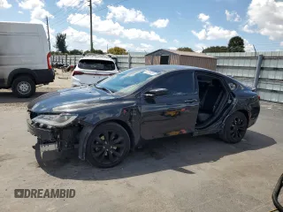 2016 Chrysler 200 S z VIN 1C3CCCBB1GN173306, wystawiony jako Copart lot #50234095 z przebiegiem 112 117 mil mil oraz Szkoda całkowita • Salvage title. Historia ofert i sprzedaży dostępna na DreamBid. Obrazek 1.