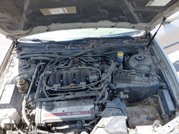 2000 Nissan Maxima GXE with VIN JN1CA31D3YT722606, listed as a IAAI auction lot 42449273 with Not provided miles and . Bid and sale history available at DreamBid. Image 10.