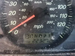 2000 Mazda MPV DX z VIN JM3LW28G8Y0106384, wystawiony jako Copart lot #66537813 z przebiegiem 223 272 mil mil oraz Szkoda całkowita • Salvage title. Historia ofert i sprzedaży dostępna na DreamBid. Obrazek 8.