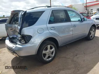 2008 Mercedes-Benz M 320 CDI z VIN 4JGBB22E68A302420, wystawiony jako IAAI lot #42402486 z przebiegiem 95 284 mil mil oraz . Historia ofert i sprzedaży dostępna na DreamBid. Obrazek 4.