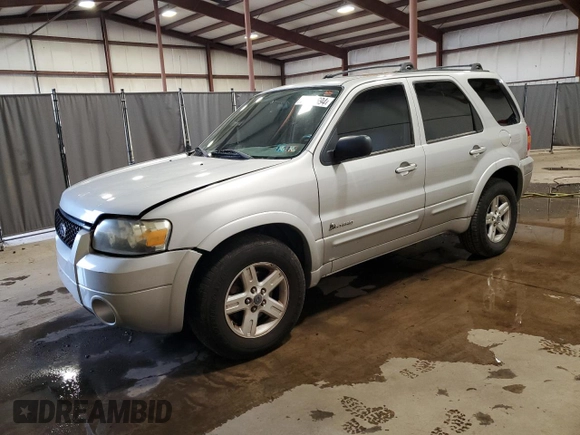 2006 Ford Escape Hybrid with VIN 1FMCU96H06KB01213, listed as a Copart auction lot 73339694 with 95,046 mi miles and Salvage Title. Bid and sale history available at carsss.com. Image 1.
