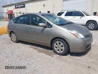 2008 Toyota Prius z VIN JTDKB20U583447516, wystawiony jako IAAI lot #42433397 z przebiegiem 215 804 mil mil oraz . Historia ofert i sprzedaży dostępna na DreamBid. Obrazek 1.