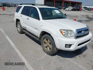 2006 Toyota 4Runner SR5 z VIN JTEBU14R768064604, wystawiony jako IAAI lot #42059877 z przebiegiem 166 548 mil mil oraz . Historia ofert i sprzedaży dostępna na DreamBid. Obrazek 1.
