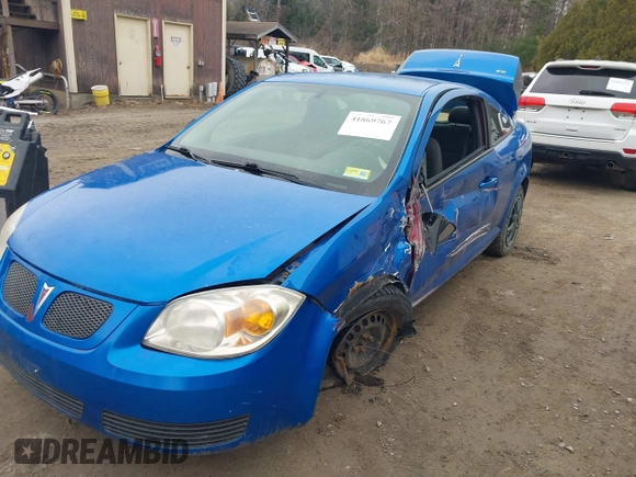 2007 Pontiac G5 with VIN 1G2AL15F877270775, listed as a IAAI auction lot 41869767 with 131,764 mi miles. Bid and sale history available at carsss.com. Image 6.