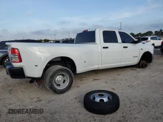 2022 Ram 3500 Tradesman with VIN 3C63RRGL3NG416156, listed as a Copart auction lot 76063964 with 42,351 mi miles and Salvage Title. Bid and sale history available at carsss.com. Image 3.