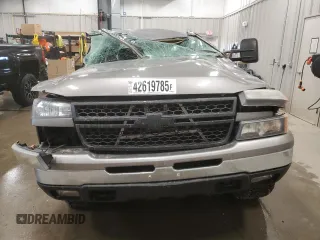 2006 Chevrolet Silverado 1500 LT2 with VIN 1GCEK19B26Z299795, listed as a Copart auction lot 42619785 with Not Provided miles and Clean Title. Bid and sale history available at DreamBid. Image 5.