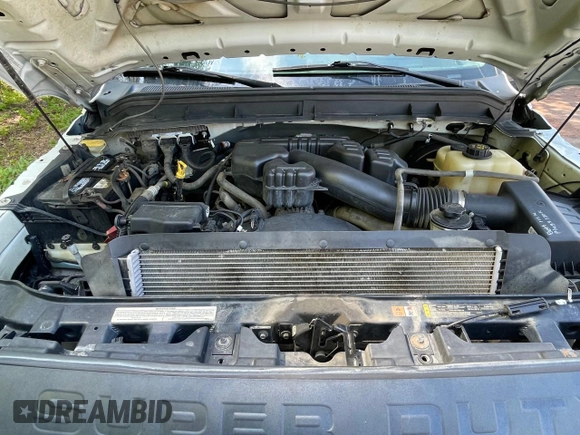 2015 Ford F-250 XL with VIN 1FDBF2B68FEA47594, listed as a Copart auction lot 64337445 with 451,093 mi miles and Clean title. Bid and sale history available at DreamBid. Image 7.