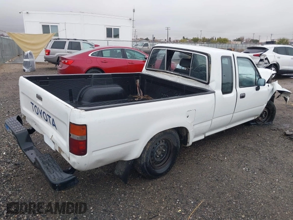 1993 Toyota Pickup DLX с VIN JT4RN93P9P5086184, выставлен на аукционе IAAI как лот 41434389 с пробегом 207 014 миль миль и . История ставок и продаж доступна на DreamBid. Изображение 4.